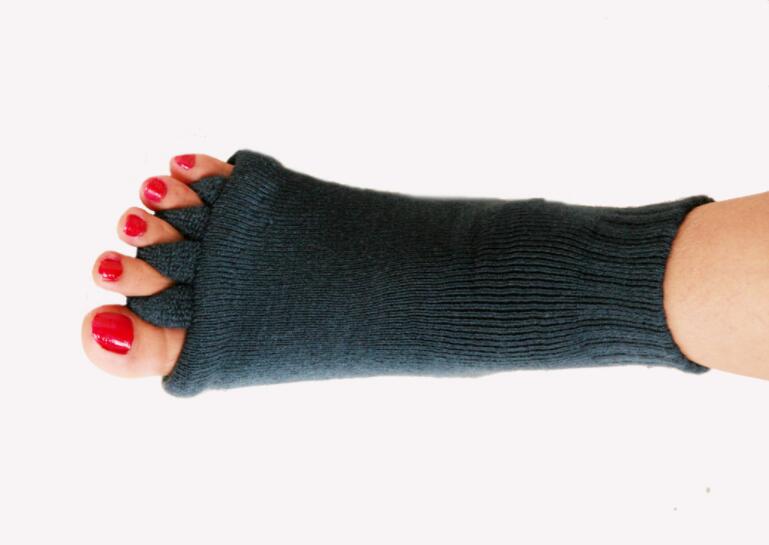 Toe Socks (1 Pair)